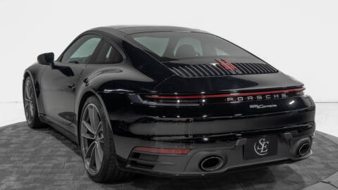 2022 Porsche 911 Carrera