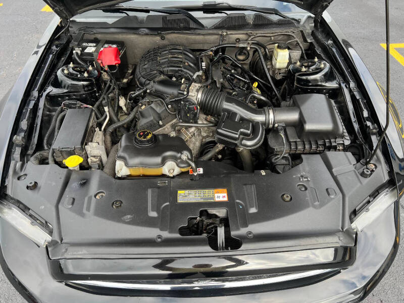 2014 Ford Mustang V6