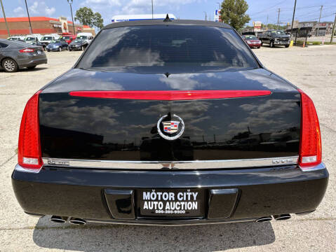 2010 Cadillac DTS Pro Coachbuilder Limo