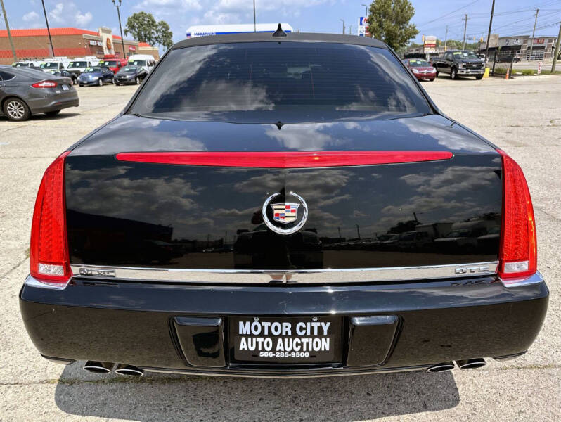 2010 Cadillac DTS Pro Coachbuilder Limo