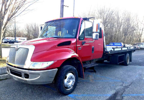 2003 International DT 466 for sale at Black Tie Classics in Stratford NJ