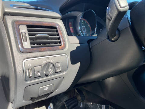 2016 Volvo XC70 T5 Classic Premier