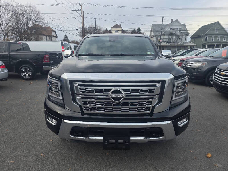 2023 Nissan Titan Platinum Reserve