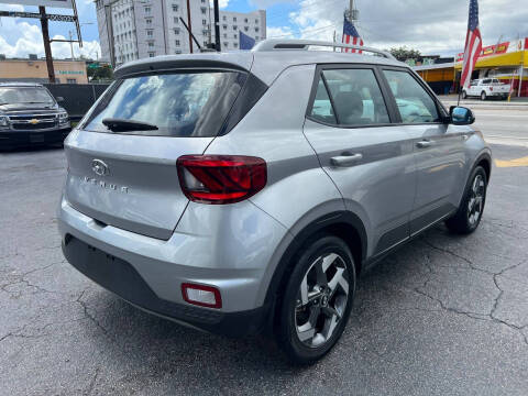 2023 Hyundai Venue SEL