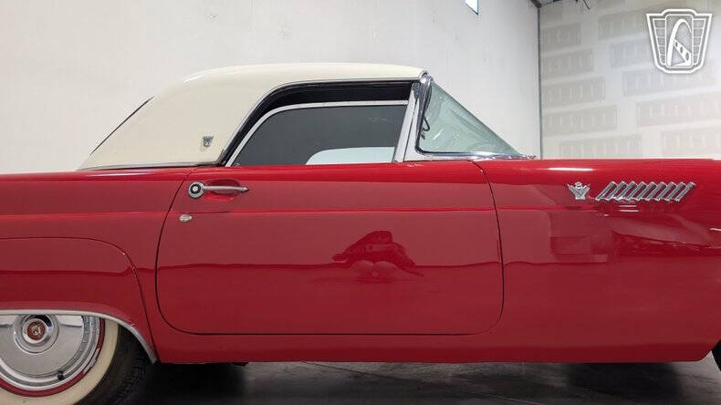1955 Ford Thunderbird