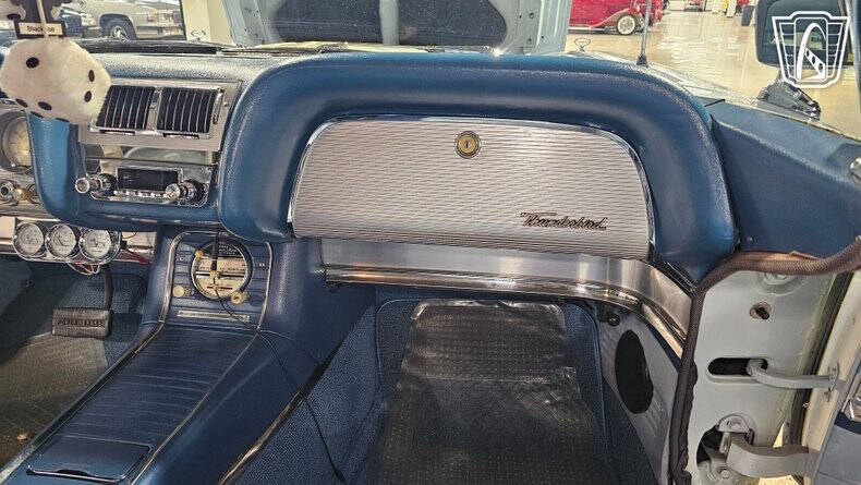 1960 Ford Thunderbird