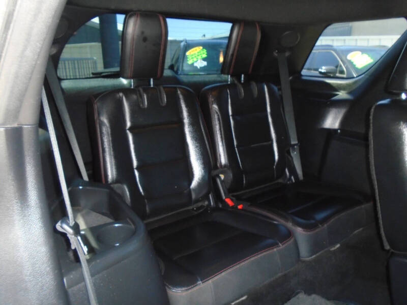 2017 Ford Explorer Sport