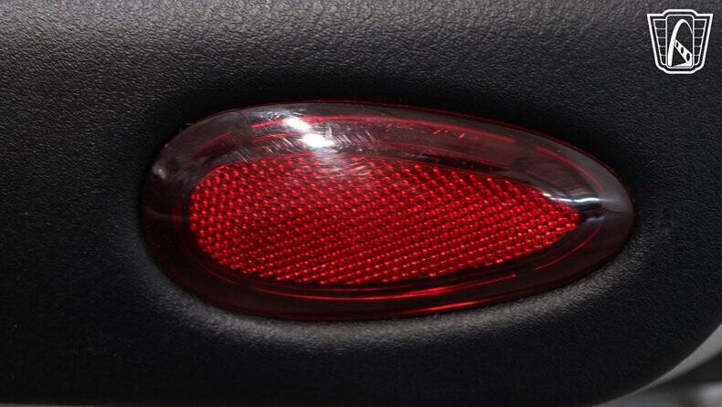 2004 Ford Thunderbird Deluxe