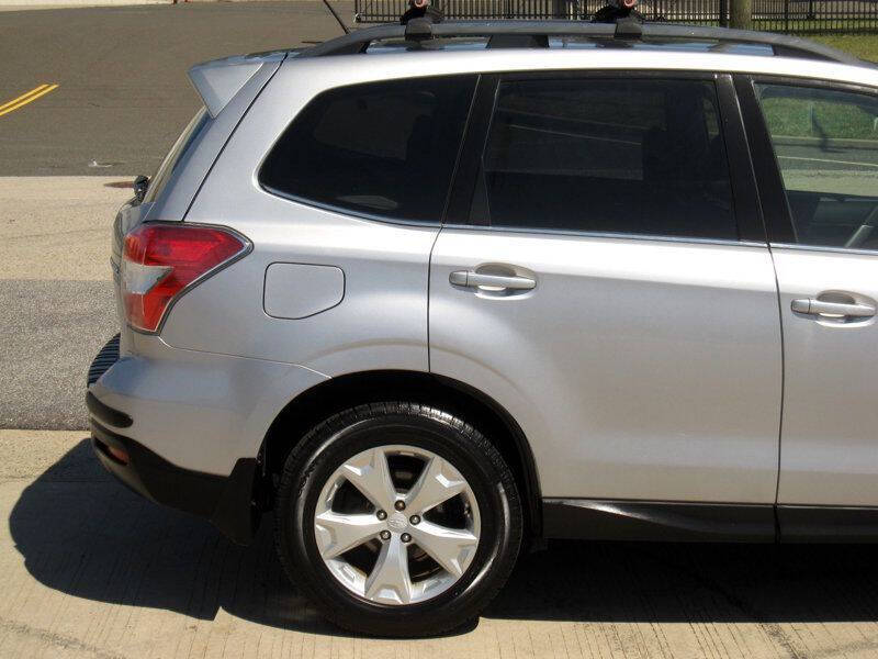 2014 Subaru Forester 2.5i Touring