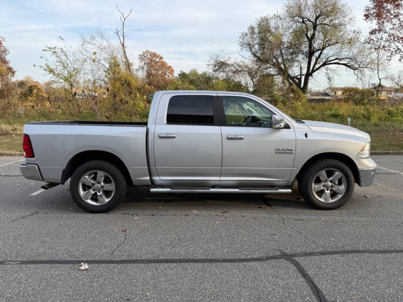 2018 RAM 1500 SLT
