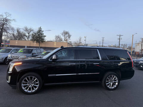 2017 Cadillac Escalade ESV Premium Luxury