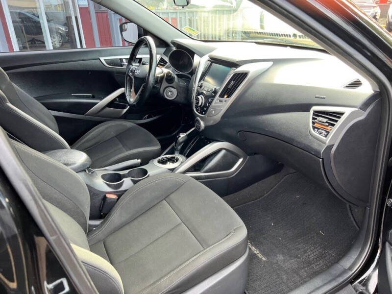 2017 Hyundai Veloster