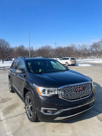 2017 GMC Acadia Denali