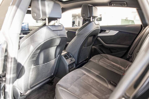 2024 Audi A5 Sportback quattro S line Prestige 45 TFSI