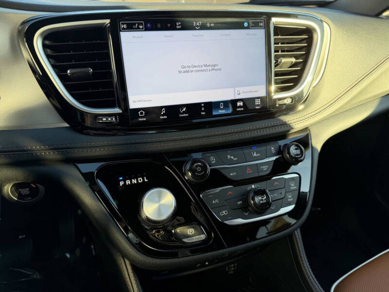 2026 Chrysler Pacifica Pinnacle