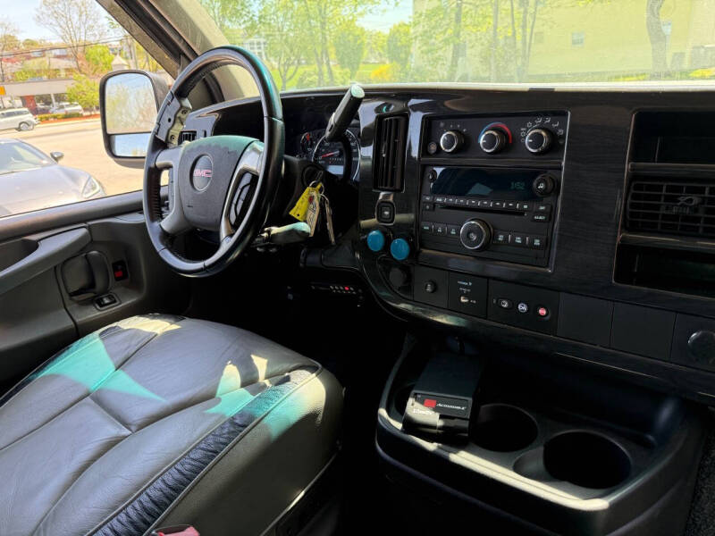 2013 GMC Savana 2500