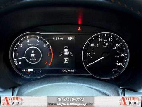 2020 Nissan Kicks SR