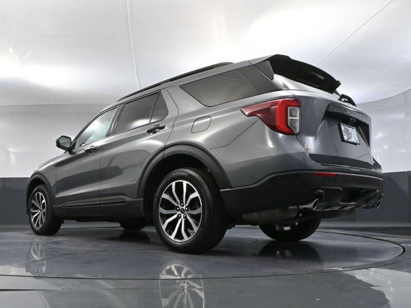 2022 Ford Explorer ST-Line
