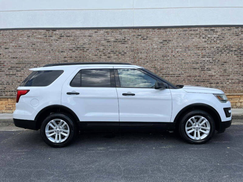 2016 Ford Explorer