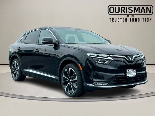 2025 VinFast VF8 Plus