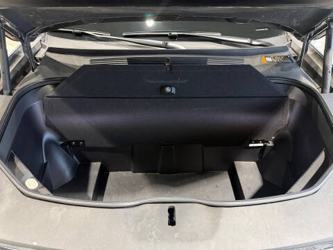 2024 Rivian R1T Adventure