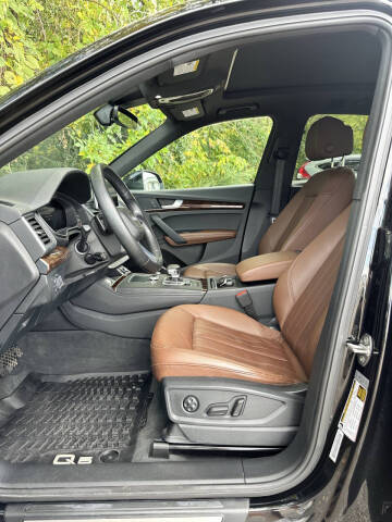 2020 Audi Q5 quattro Premium Plus 45 TFSI