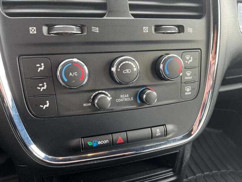 2018 Dodge Grand Caravan SE