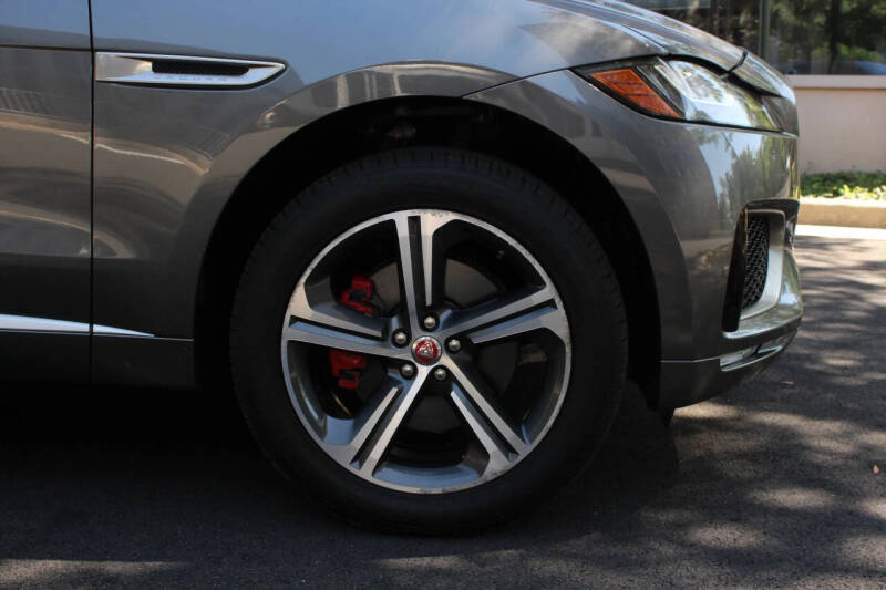 2017 Jaguar F-PACE S