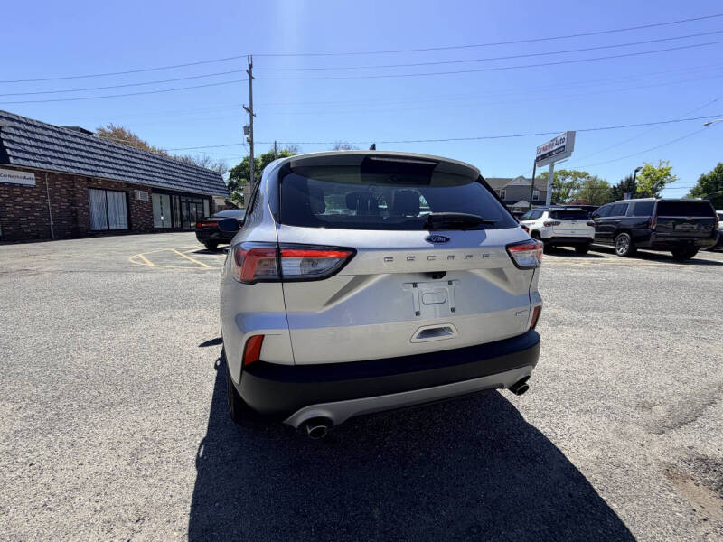 2020 Ford Escape S