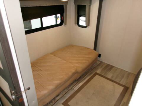 2022 Keystone RV Sprinter 3570LFT