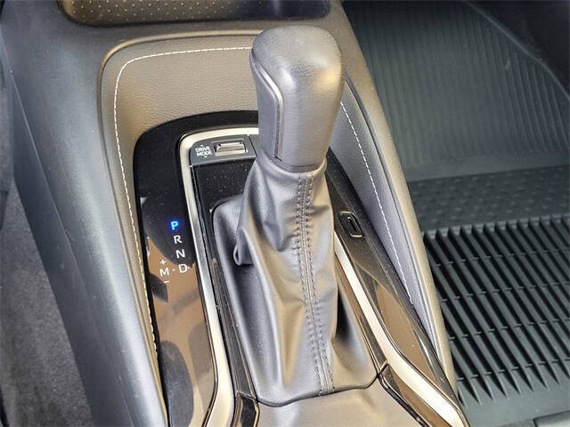 2023 Toyota Corolla Hatchback SE