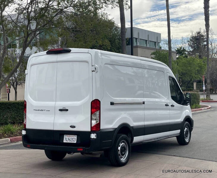 2023 Ford Transit 250