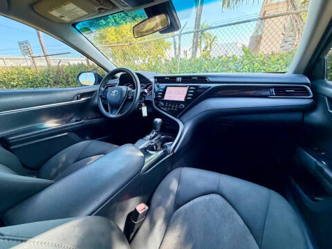 2019 Toyota Camry LE