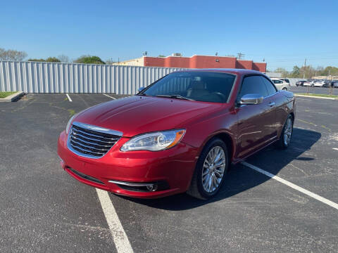 2013 Chrysler 200 for sale at Auto 4 Less in Pasadena TX