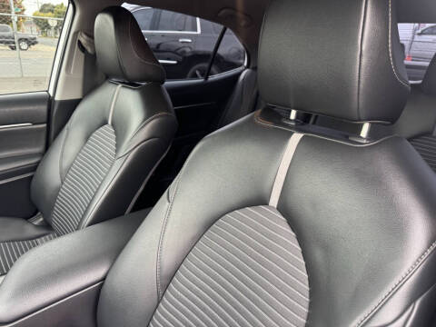 2024 Toyota Camry SE Nightshade