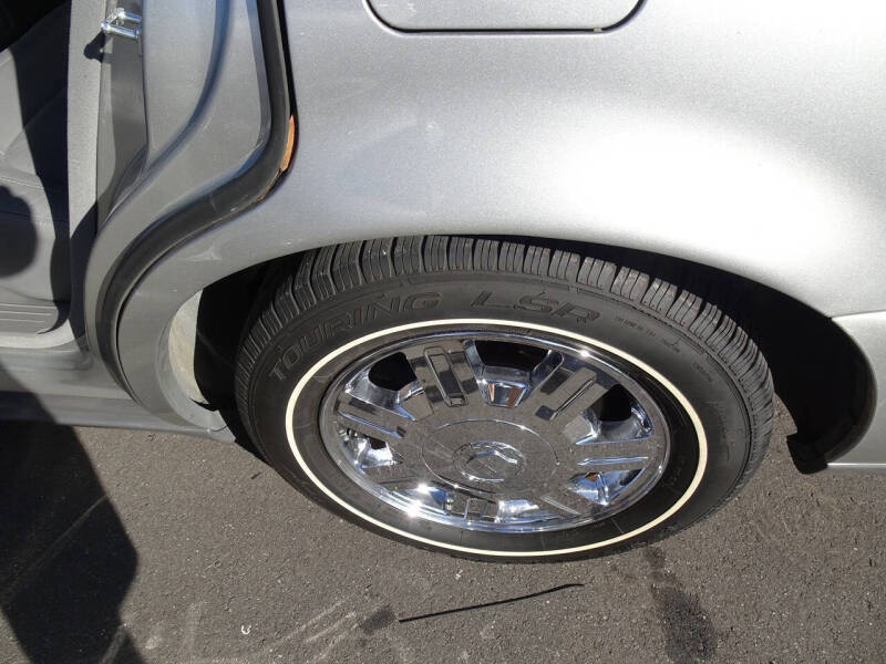 2005 Cadillac DeVille