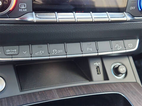 2024 Audi Q5 e quattro S line Premium 55 TFSI