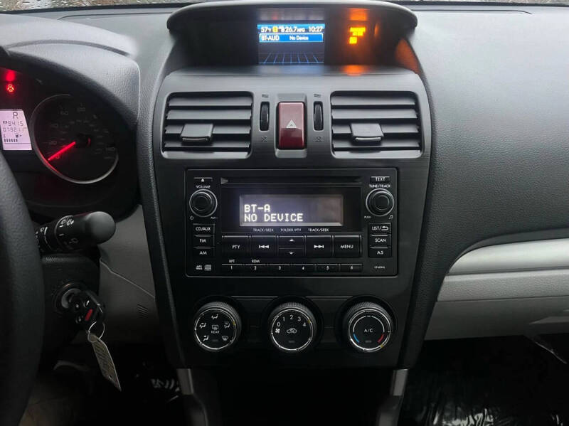 2015 Subaru Forester 2.5i