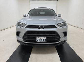2025 Toyota Grand Highlander LE