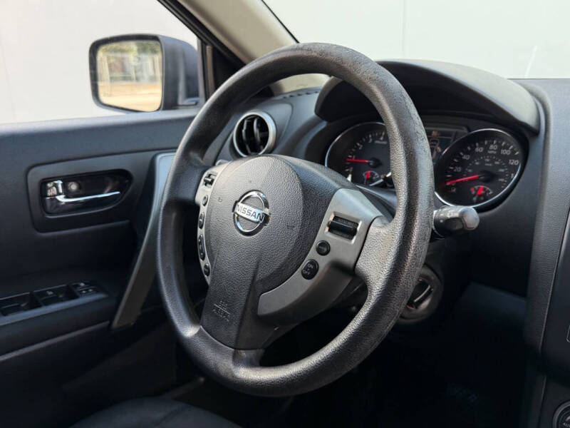 2012 Nissan Rogue SV