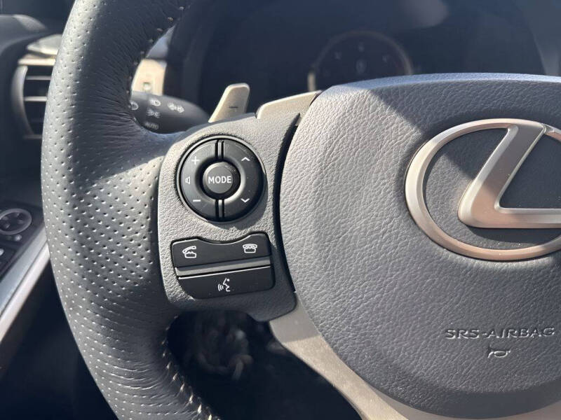 2016 Lexus IS 200t