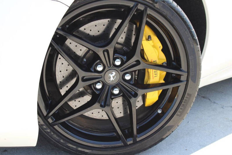 2017 Ferrari California T