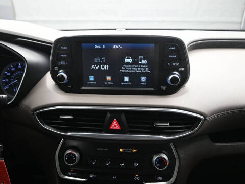 2020 Hyundai Santa Fe SE