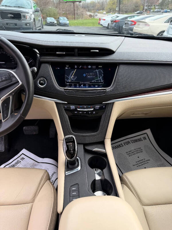 2018 Cadillac XT5 Luxury