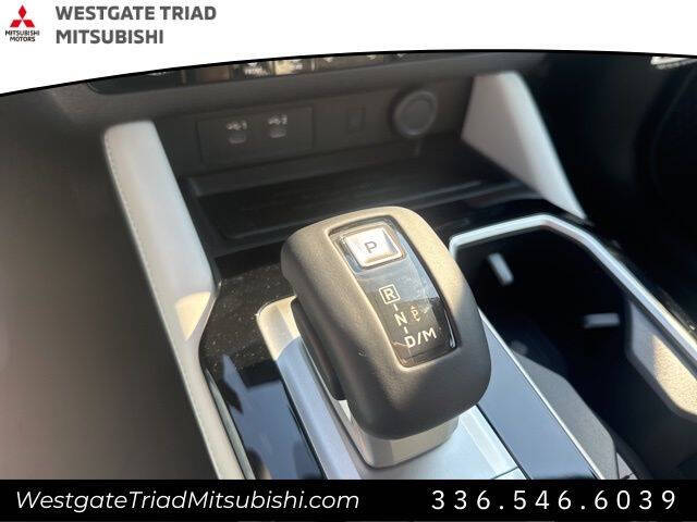 2025 Mitsubishi Outlander SE