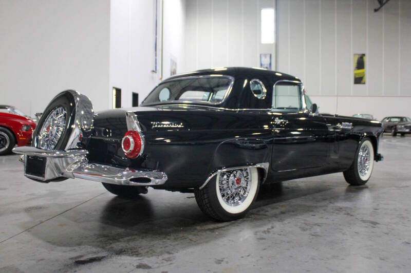 1956 Ford Thunderbird