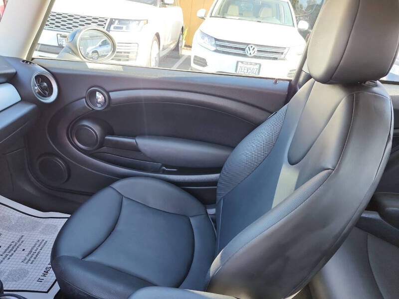 2013 MINI Hardtop Cooper