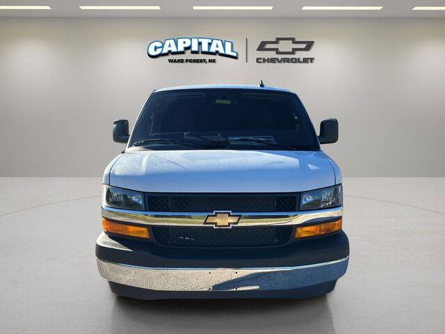 2025 Chevrolet Express 2500