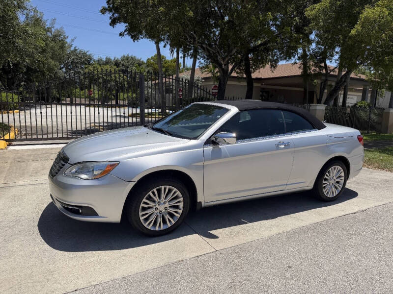 2011 Chrysler 200 Limited