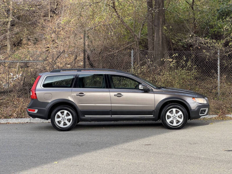 2010 Volvo XC70 3.2